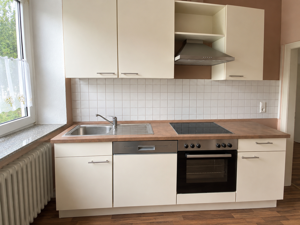 Zentrale Lage mit kurzen Wegen - Photo 4