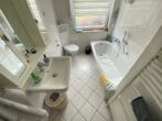 Ausschließlich für Zweipersonenhaushalte oder Singles Naturnah & Grün - Ideal für Gartenliebhaber - ...mit Wanne und Fenster