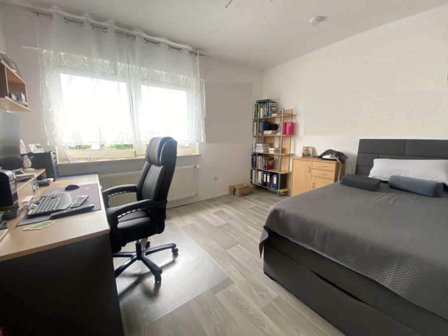 3-Zimmer-Wohnung – gut geschnitten und zentral gelegen - Arbeits- oder Kinderzimmer
