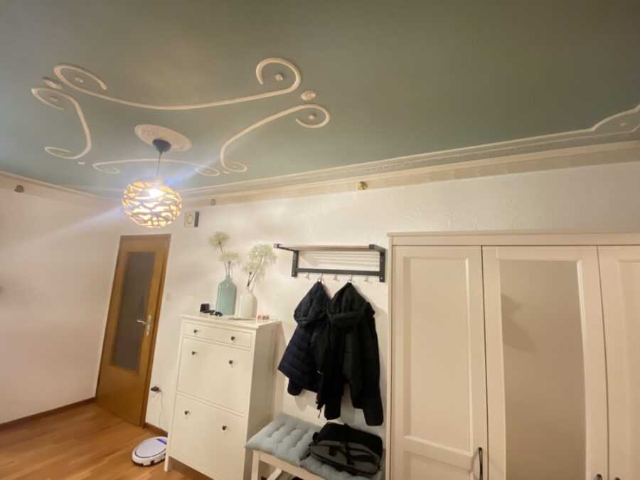 Ländliches Wohnen - mit guter Anbindung - ...ansprechender Deckengestaltung