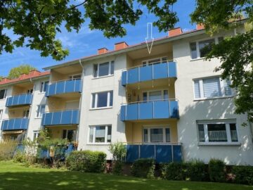 Renoviertes Dachgeschoss – sofort bezugsfrei, 33611 Bielefeld, Dachgeschosswohnung