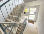 Renoviert - Einbauküche - PKW-Stellplatz - Balkon - Treppenhaus