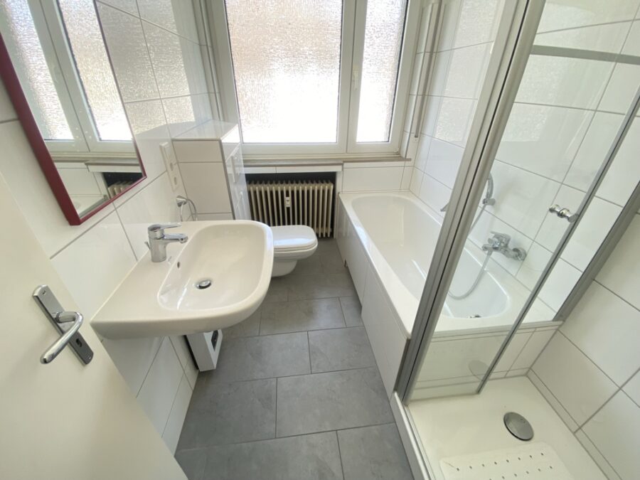 Am Fuße der Sparrenburg - Bad mit Wanne & Dusche