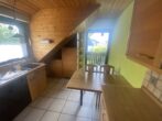 3-Zi-Wohnung + Dachterrasse für Sonnenanbeter - Küche mit Balkonzugang und...