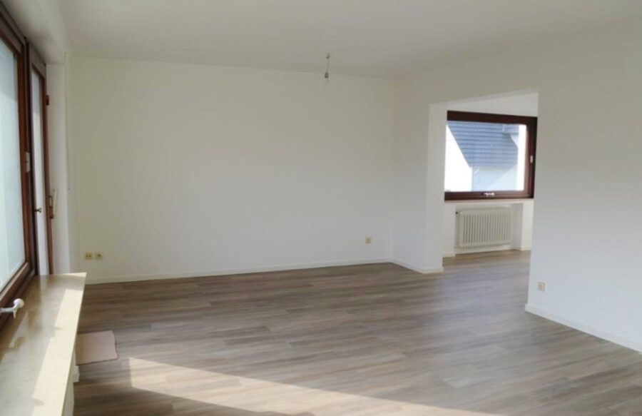 Auf gute Nachbarschaft in Bielefeld-Theesen - Wohnzimmer mit ...