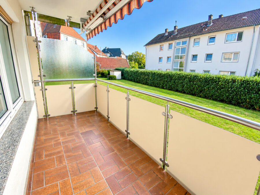 Sackgassenlage - Sonnenbalkon - Einbauküche - Sonnenbalkon