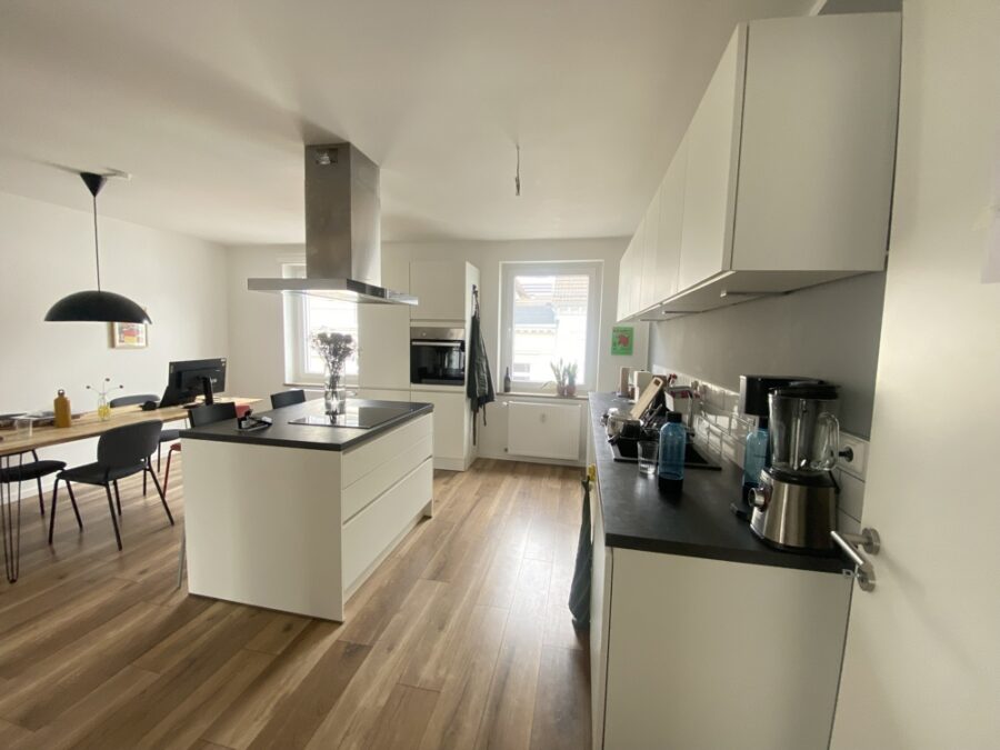 Zentral - modern - komfortabel - Großzügige Küche