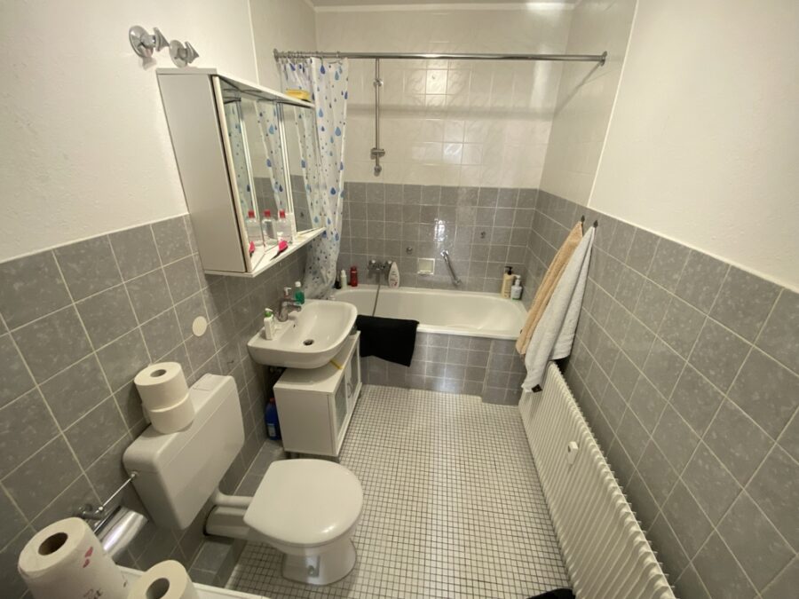 Helle 66 m² Dachgeschosswohnung in Heepen - Bad