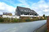 8 Wohnungen - 4 Garagen - 3 Stellplätze - Ansicht Straße