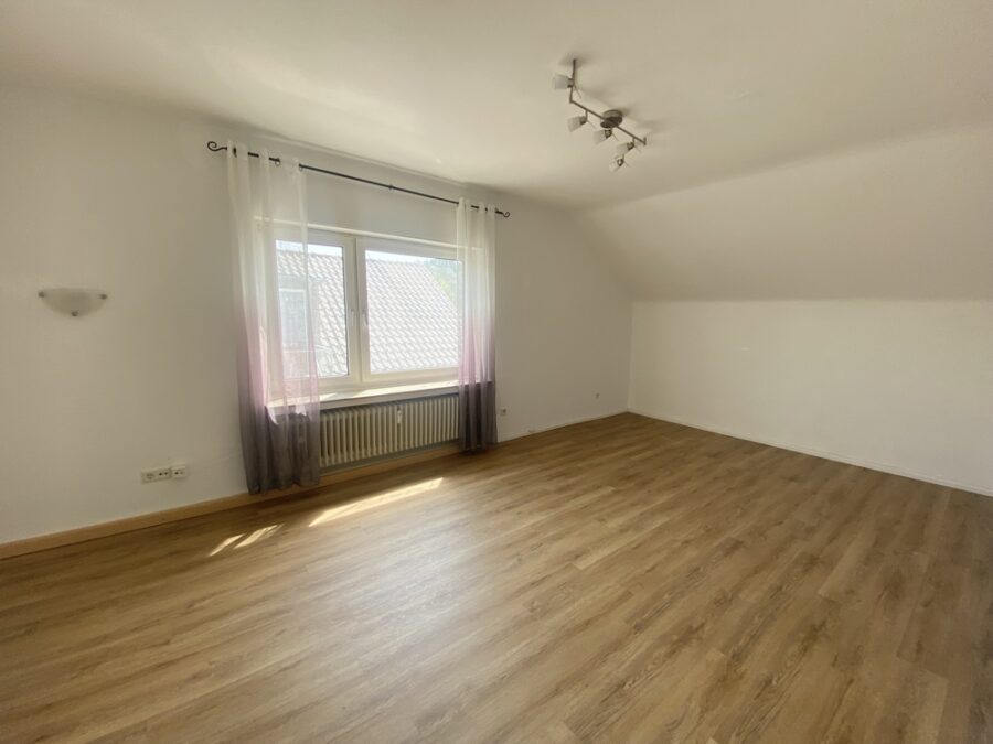 3 Zimmer-Wohnung im Herzen Kirchdornbergs - Wohnzimmer...