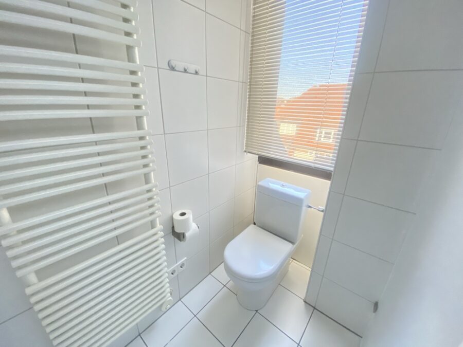 Bielefeld-Altstadt Maisonette Wohnung mit traumhafter Aussicht zur Sparrenburg - Helles Tageslichtbad