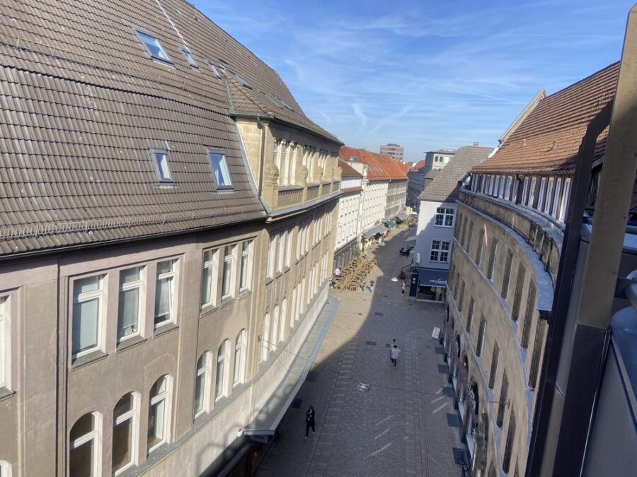 Bielefeld-Altstadt Maisonette Wohnung mit traumhafter Aussicht zur Sparrenburg - Füßgängerzone von oben