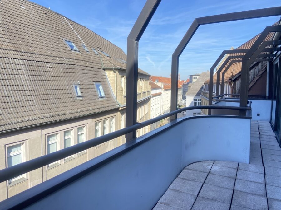 Bielefeld-Altstadt Maisonette Wohnung mit traumhafter Aussicht zur Sparrenburg - Balkon