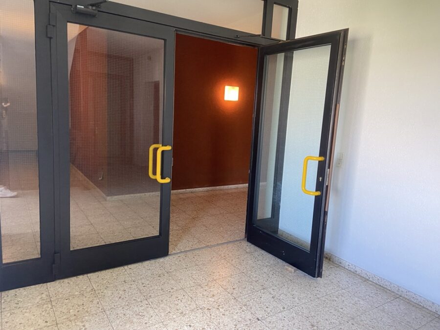 3-Zimmer-Wohnung mit guter Raumaufteilung - Treppenhaus