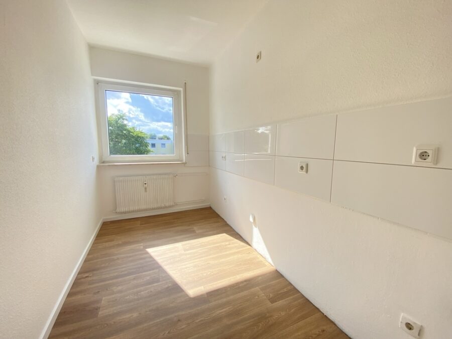 Renovierte 3-Zimmer-Wohnung mit Balkon - Küche
