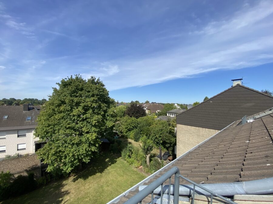 Apartment - perfekt für Singles und Pendler - Loggia-Ausblick